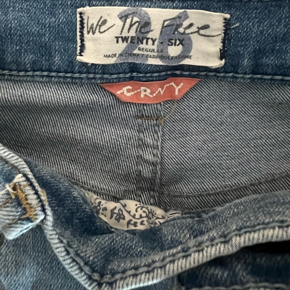 Free People We The Free jeans buttonfly Sz 26 nwot - Picture 2 of 2